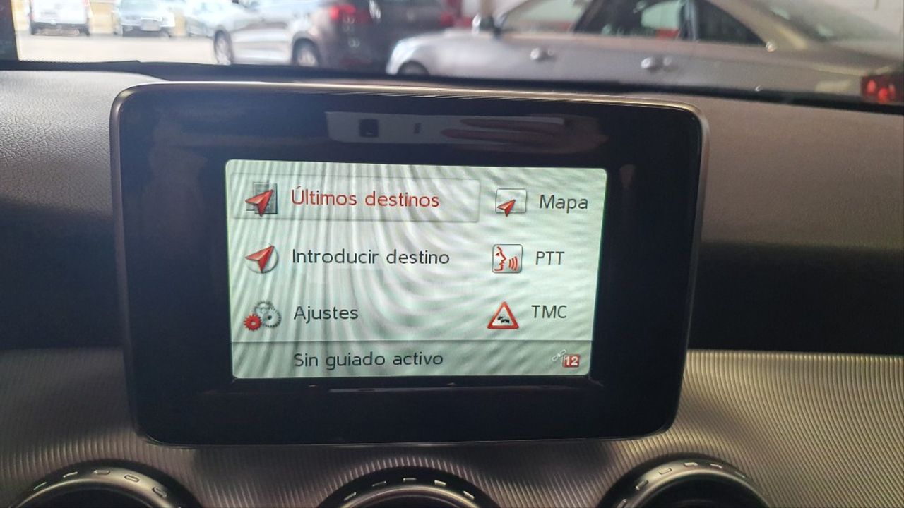 MERCEDES-BENZ Clase GLA