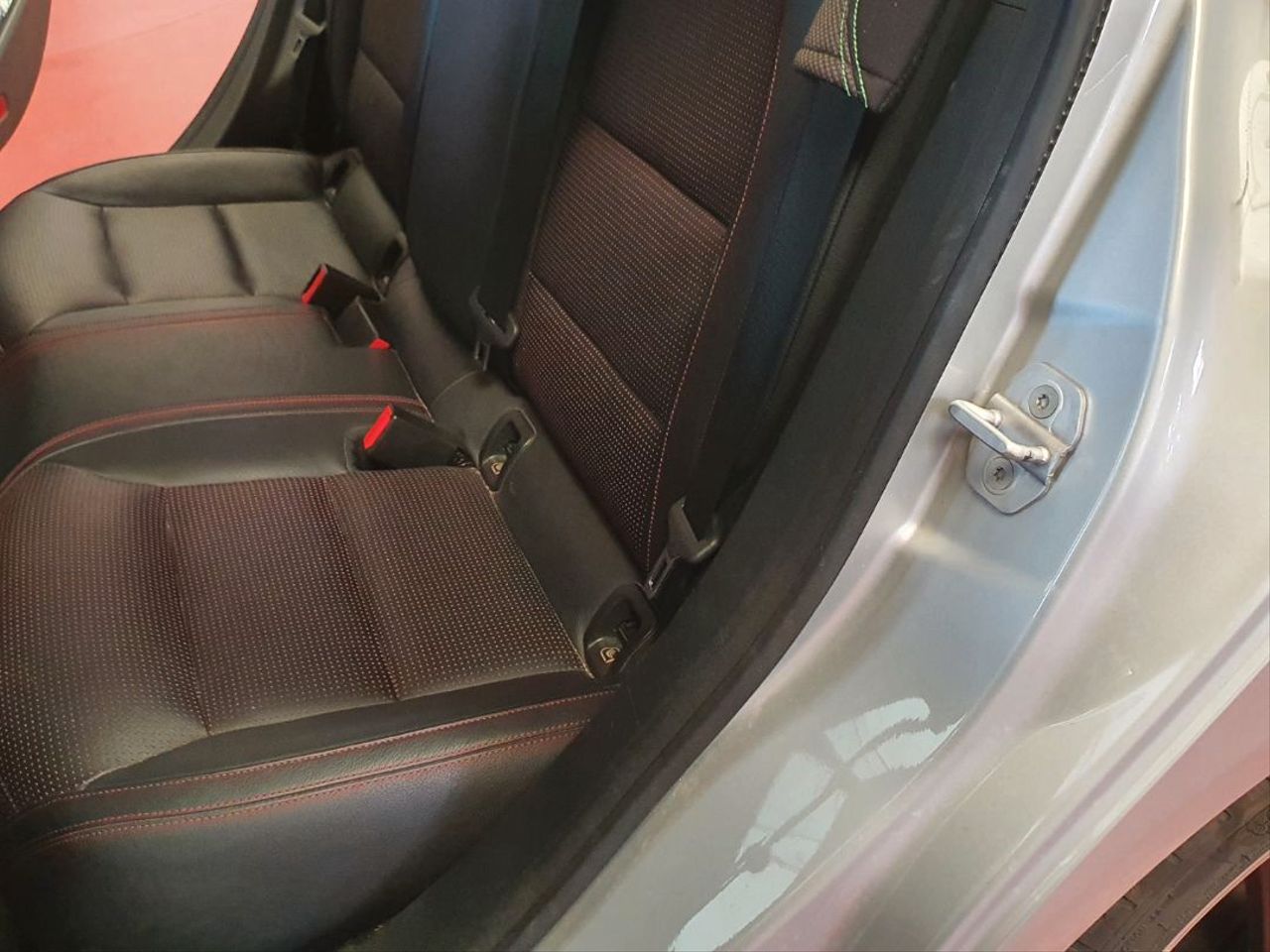 MERCEDES-BENZ Clase CLA