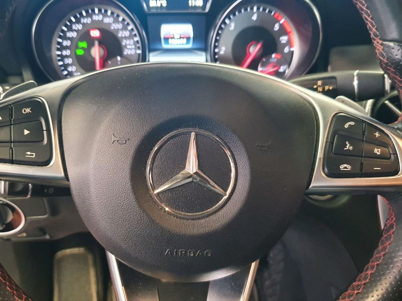 MERCEDES-BENZ Clase CLA