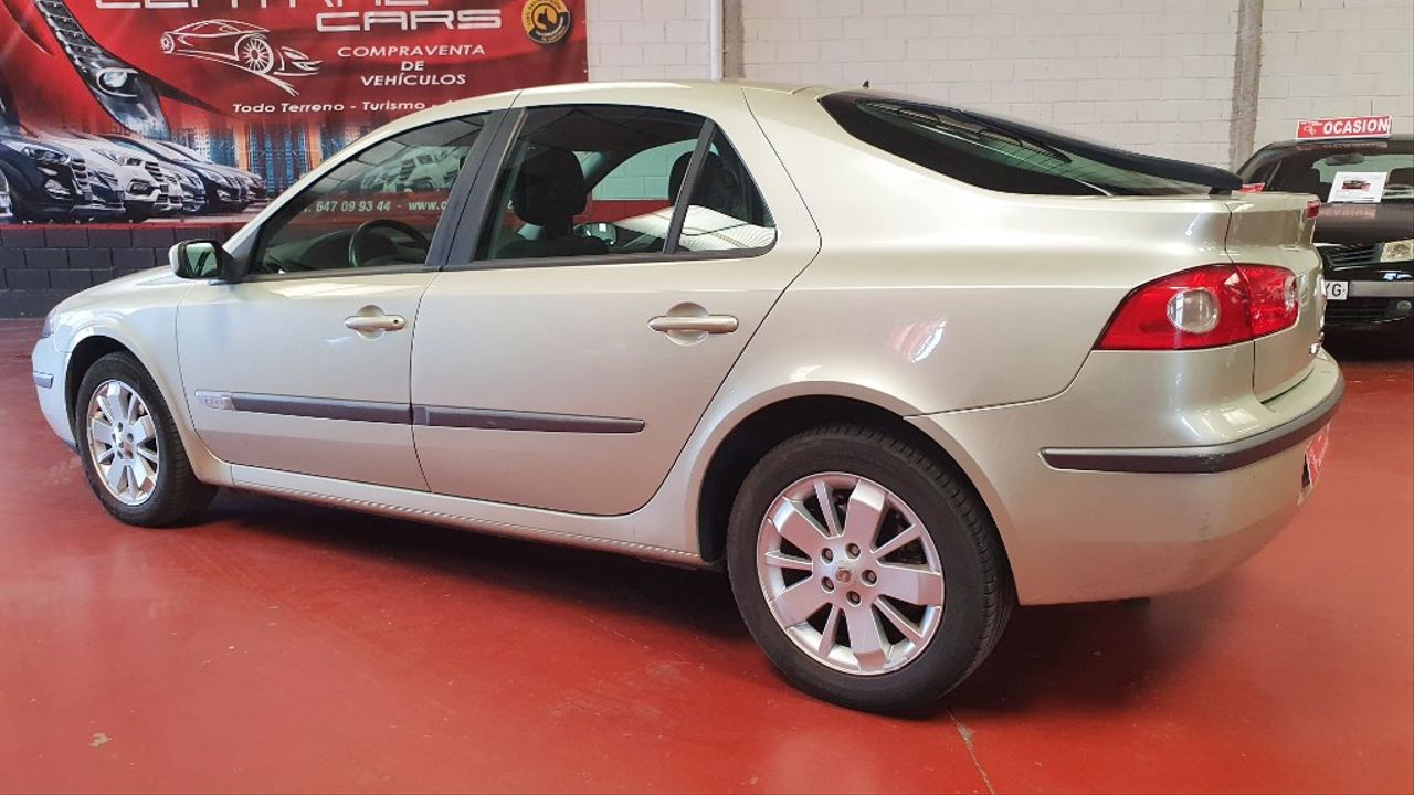 RENAULT Laguna