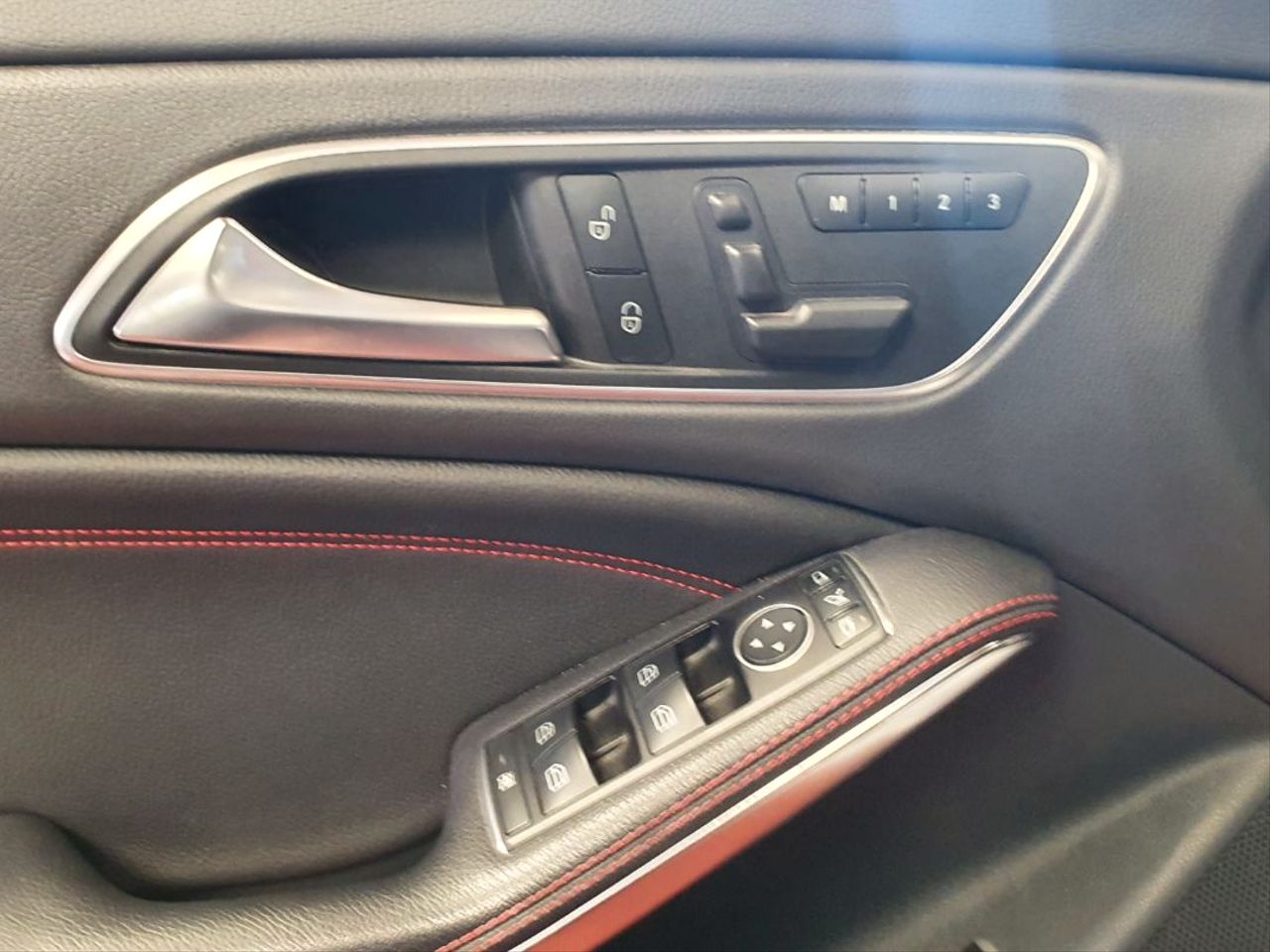 MERCEDES-BENZ Clase CLA