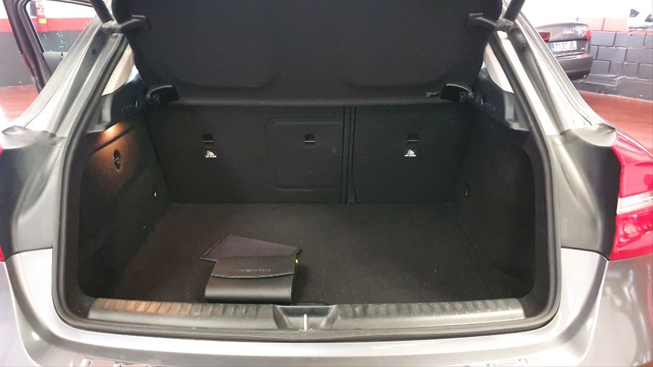 MERCEDES-BENZ Clase GLA