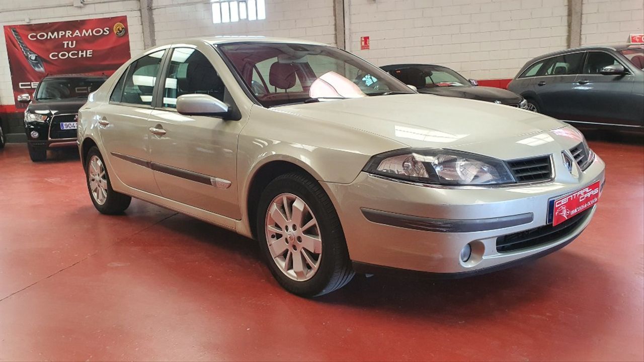 RENAULT Laguna